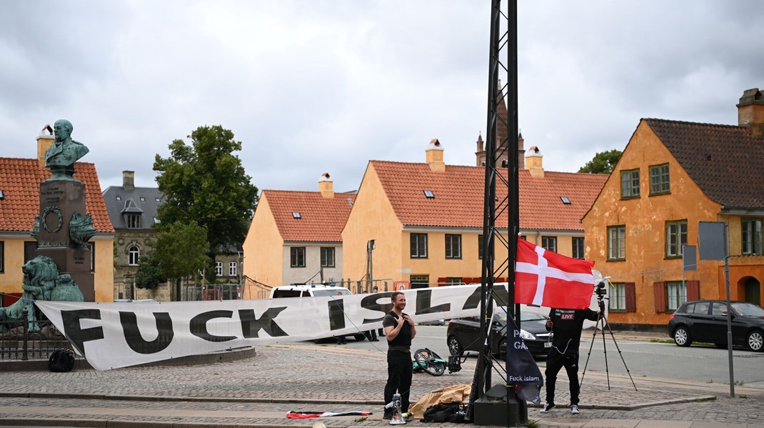 Danske Patrioter er en lille udbrydergruppe fra Rasmus Paludans Stram Kurs, men den mikroskopiske gruppering har formået en få opmærksomhed helt ude af proportioner med dens størrelse.