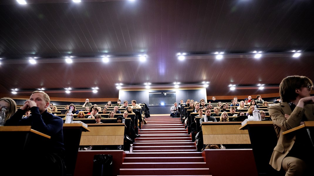 Det Samfundsvidenskabelige Fakultet på Københavns Universitet vil fra 1. oktober ansætte Rune Heiberg Hansen som ny fakultetsdirektør.