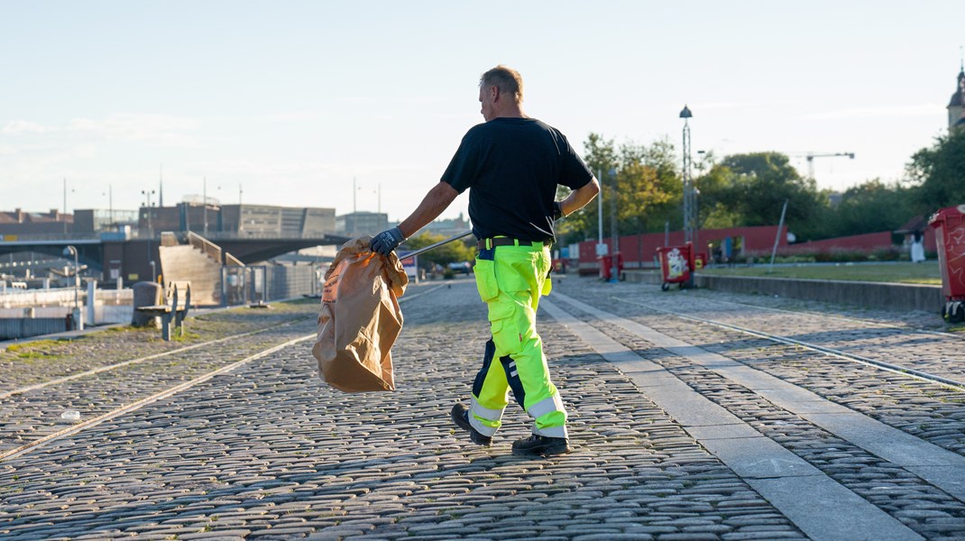 I København har vi hjemtaget affaldsindsamlingen efter en undersøgelse, der dokumenterede alvorlige sundhedsrisici for skraldemænd og dårligere prognose for tilbagevenden til arbejdsmarkedet, skriver Line Barfod og Klaus
Goldschmidt Henriksen.