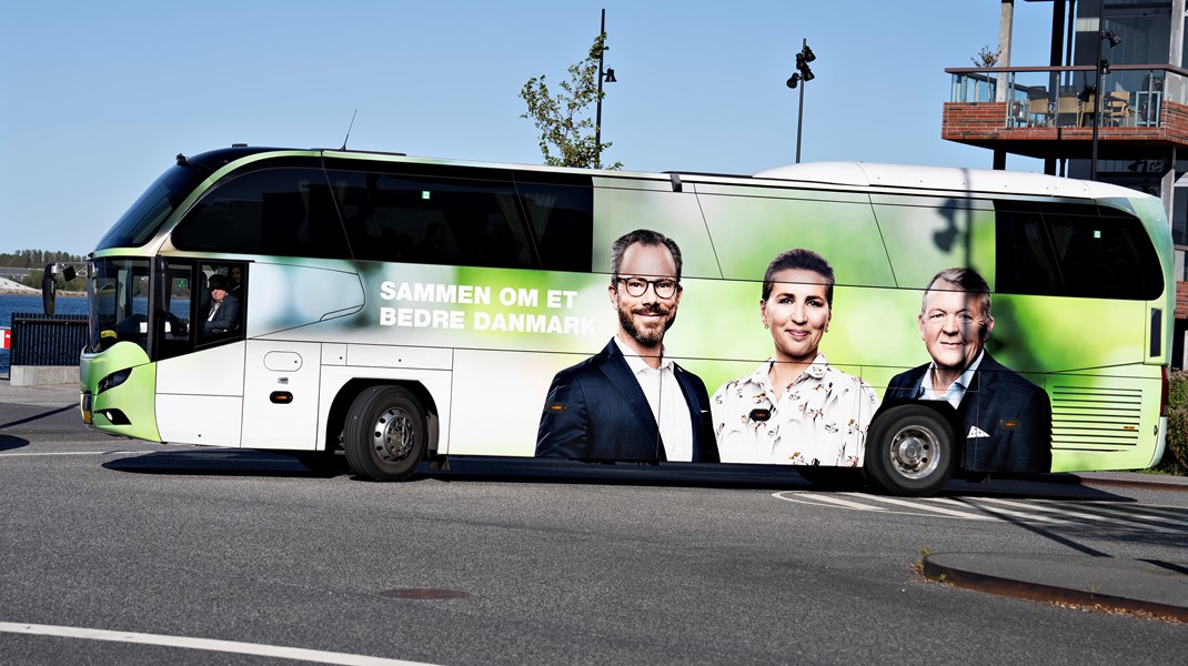 Hvem i alverden har fundet på den bustur og ikke mindst dens timing, spørger Lisbeth Knudsen om regeringstoppens roadshow rundt i landet.