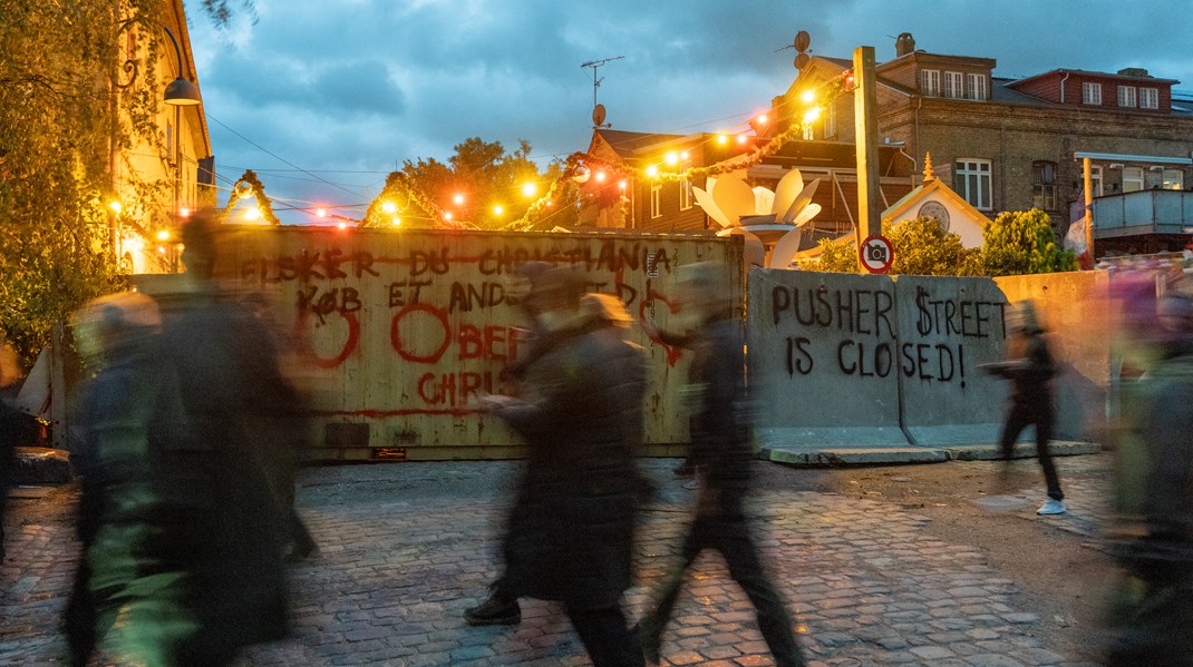 Pusher Street har eksisteret i næsten 50 år. Uanset hvad går problemerne ikke væk i morgen. Der er behov for en langsigtet vedholdende indsats, der uundgåeligt vil trække massivt på politiets ressourcer i en årrække fremover, skriver MF Karina Lorentzen Dehnhardt (SF).