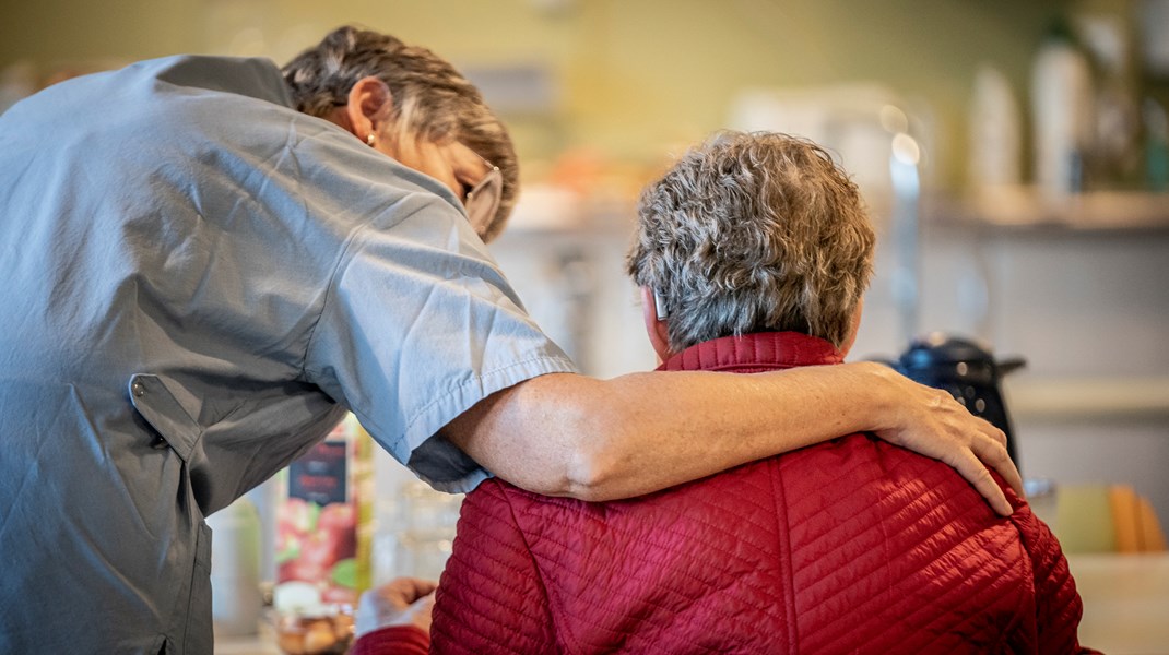 Patientforeninger: Plejen er skåret så meget ind til benet, at det potentielt er farligt for de ældre