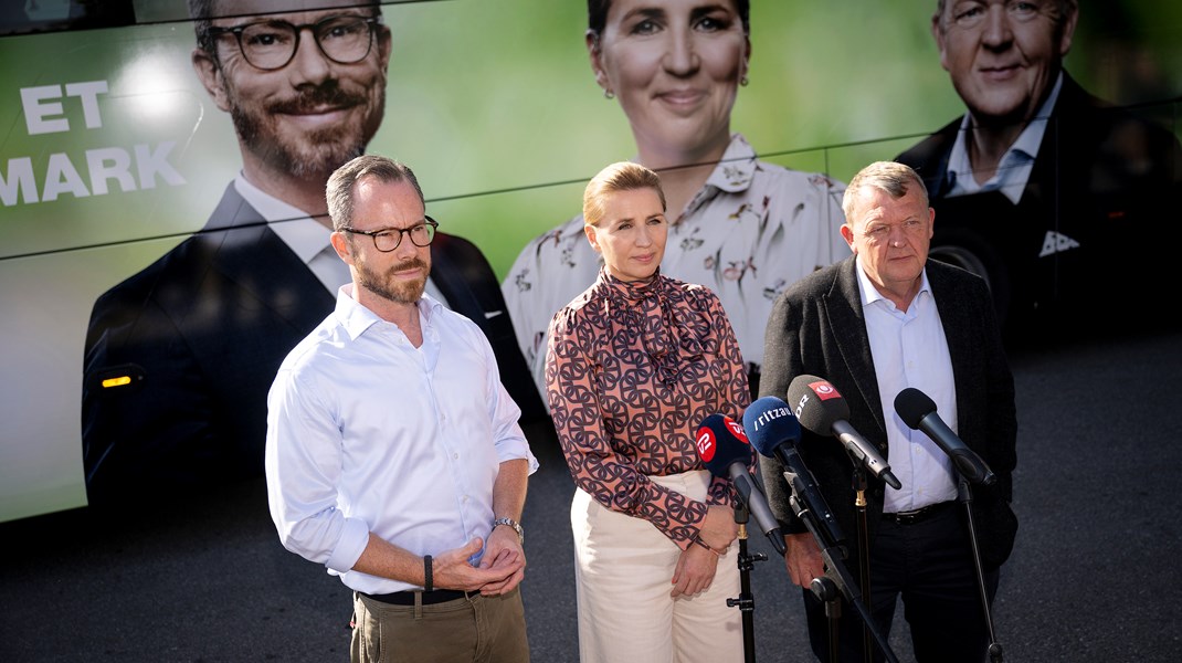 En bred regering hen over midten burde kunne samle hele Folketinget om at forsvare grundloven og ytringsfriheden, skriver Roger Buch.