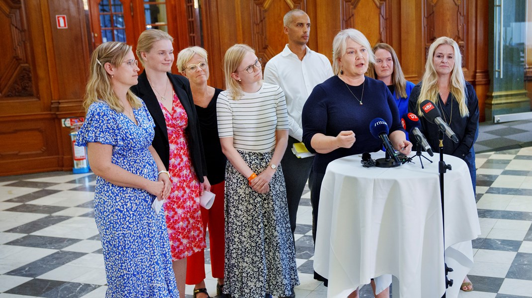 Uddannelses- og forskningsminister Christina Egelund (M), børne- og undervisningsminister Mattias Tesfaye (S), daværende økonominister Stephanie Lose (V) præsenterer kandidatreformen med partierne bag forliget: SF, Liberal Alliance, Konservative og Danmarksdemokraterne. 