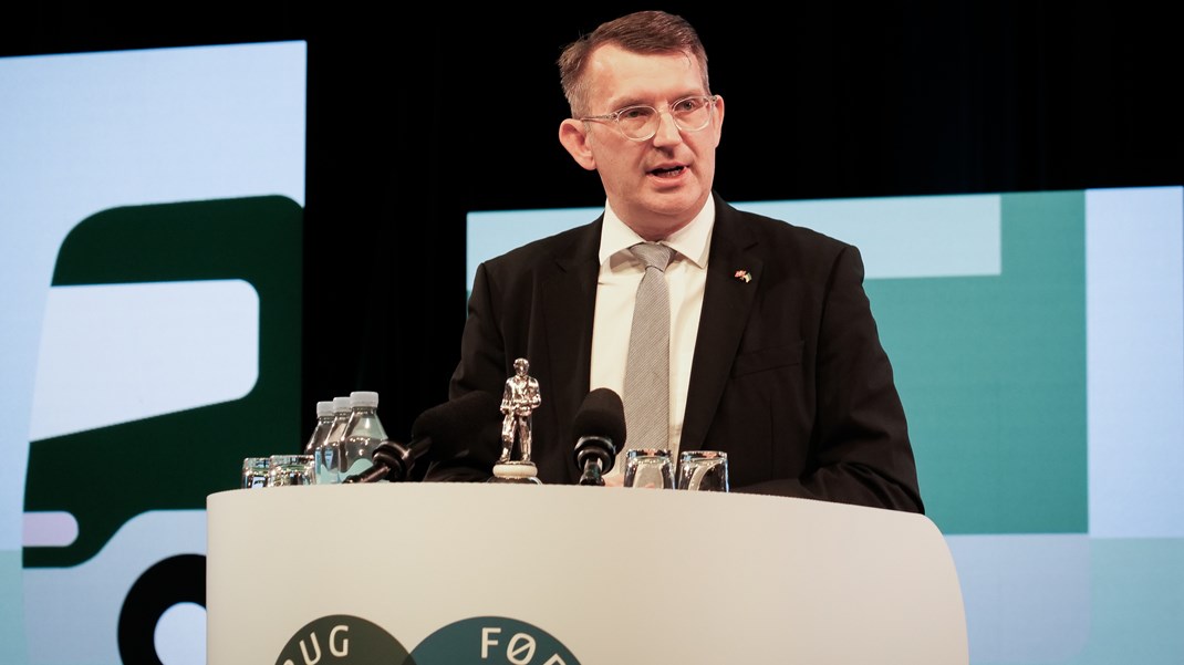 Økonomi- og forsvarsminister, Troels Lund Poulsen (V), taler til Landbrug & Fødevarers delegeretmøde 2023.