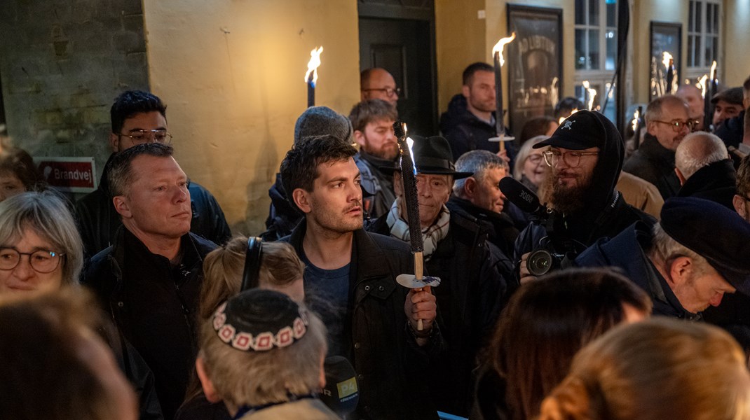 Indkøb af fakler var en af de ting, Frederik Vad havde hjulpet Det Jødiske Samfund med at skaffe midler til.