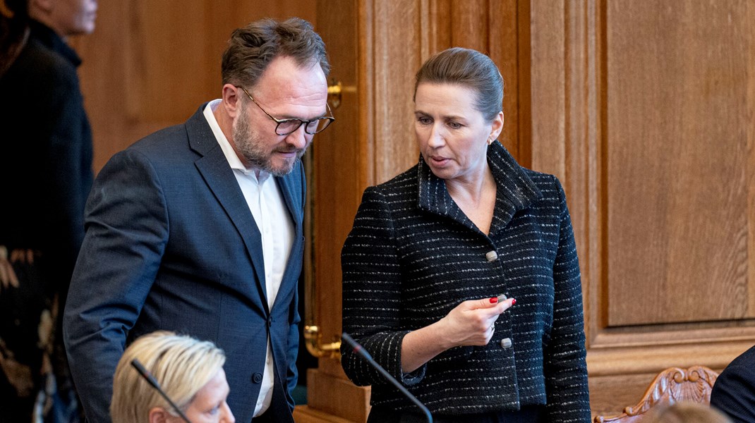 Statsminister Mette Frederiksen (S) og minister for global klimapolitik Dan Jørgensen (S) er blandt deltagerne på vegne af Danmark, når COP28 skydes i gang denne uge.