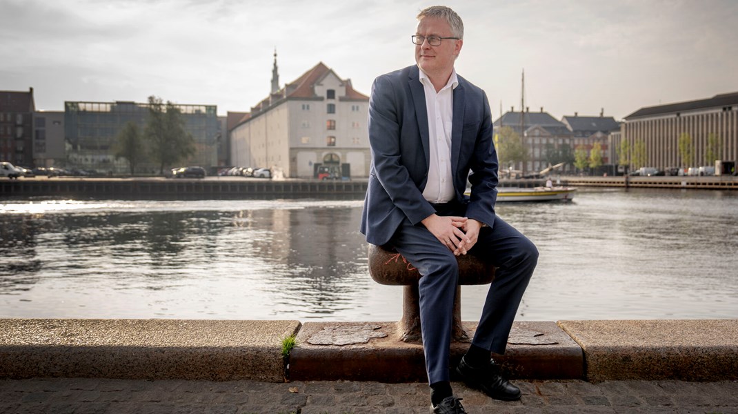 Den grønne omstilling kræver ny teknologi, og det kræver, at man tør investere og tage chancen med nogle af de idéer og muligheder, som koster lidt mere i starten, siger fødevareminister Jacob Jensen (V).