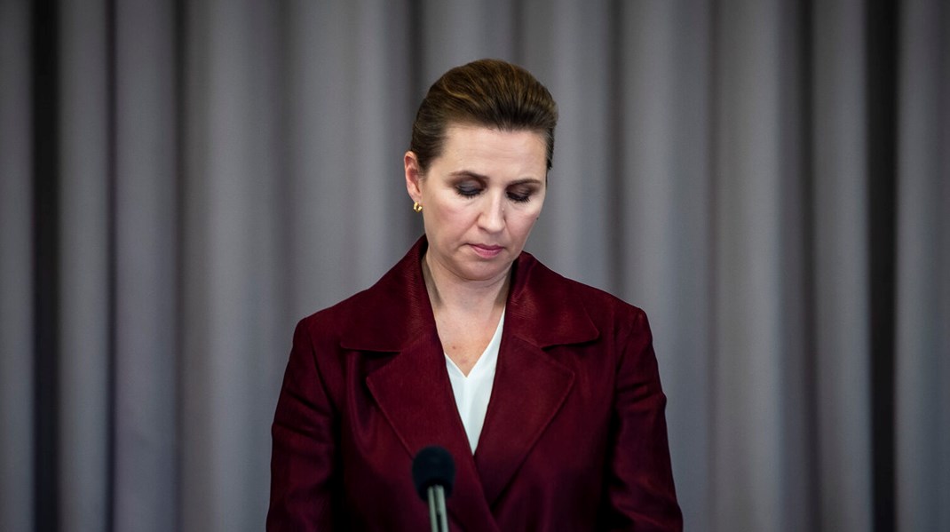 Statsminister Mette Frederiksen (S) har aldrig været så upopulær som nu, og det bjerg, hun skal opad for at løfte partiet, er blevet langt mere stejlt, end det var for et år siden.  