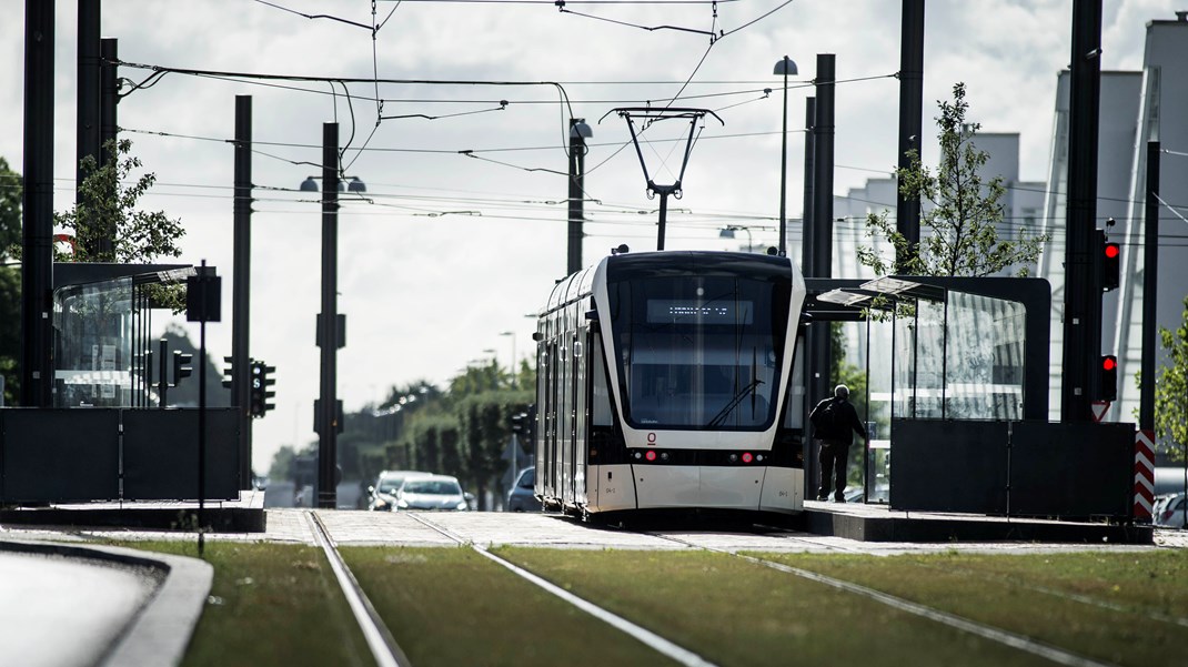 I de kommende uger vil forskere, foreninger og andre interessenter komme med deres bud på, hvordan den kollektive trafik i Danmark skal se ud i fremtiden.