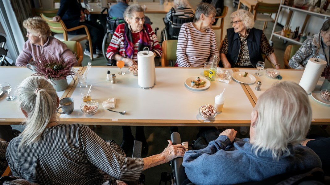 Det kan godt være den rigtige vej at gå, at tillade kommunerne at omlægge kommunale plejehjem til noget andet – men det andet skal ikke være et kommunalt plejehjem i forklædning, skriver Jon Krog.