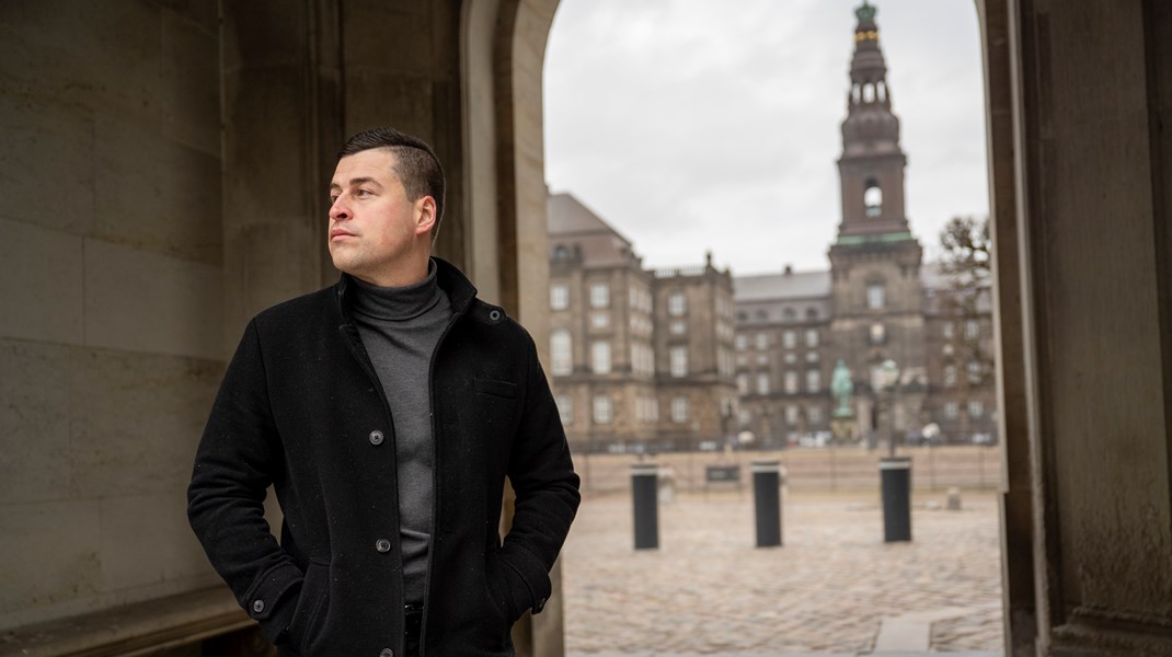 Mike Fonseca vil fortsætte i Folketinget som løsgænger