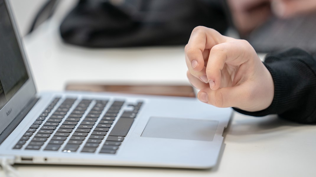 Chromebook-sagen ikke bare er et enkeltstående tilfælde. Vi ser flere og
flere GDPR-brud fra såvel offentlige som private virksomheder, og der er derfor
mere tale om en generel risikoadfærd, skriver
Claus Westergaard Kraft.