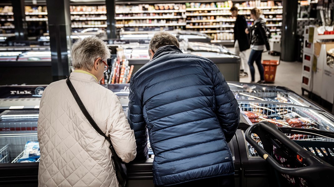 Eksperter skyder populært klimaforslag ned: Landbrugets CO2-afgift skal ikke lægges i køledisken