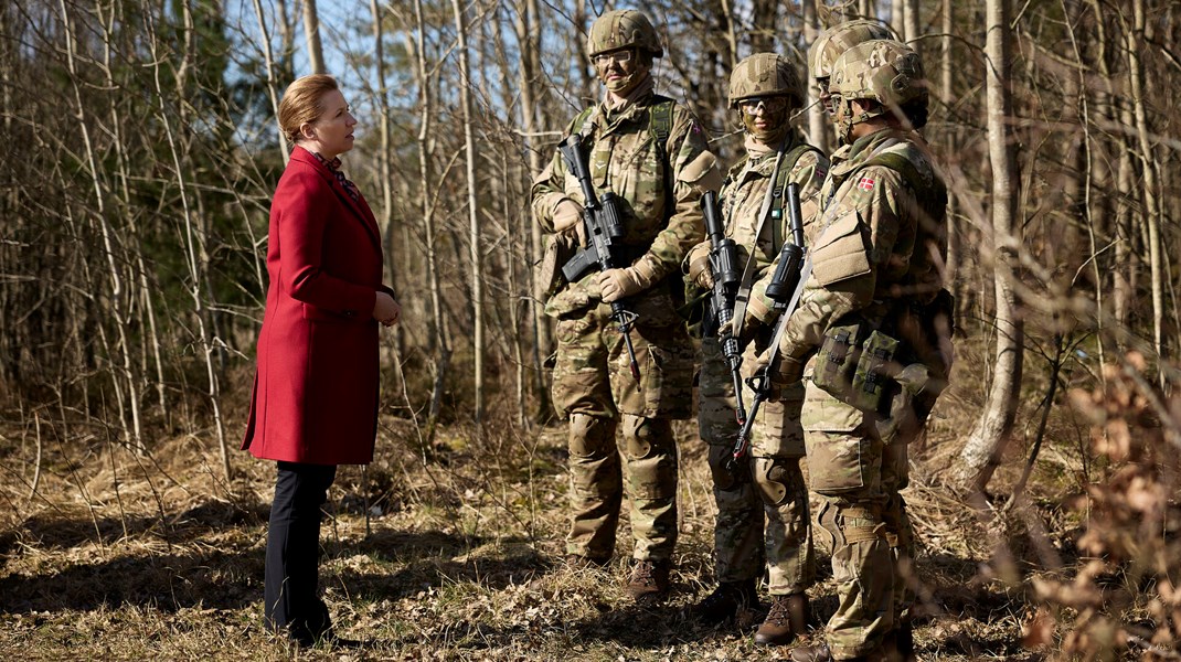 Forsvaret skal selv bidrage til øget pengeregn over Forsvaret