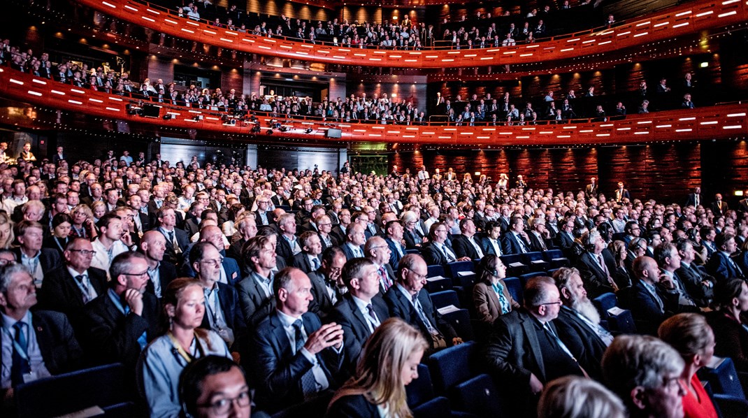 I værste fald risikerer stigende priser i kulturlivet at skævvride adgangen til kulturlivet, og derfor bør politikerne skride ind, lyder det fra Dansk Teater