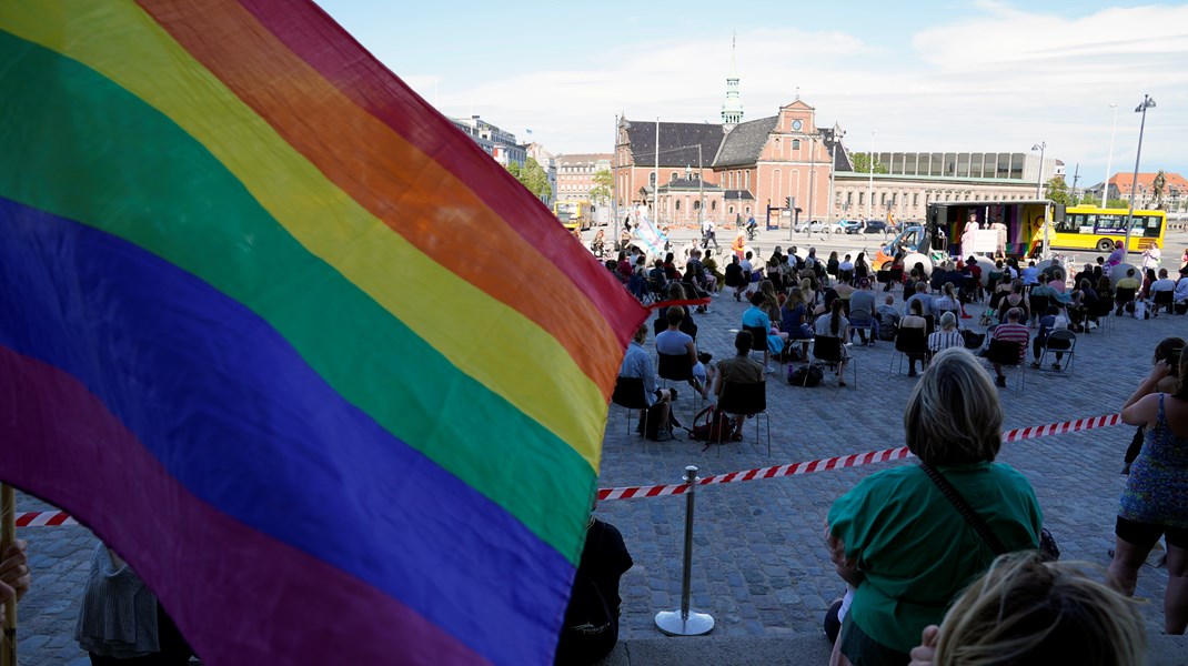 Det er foruroligende, at civilsamfundsorganisationer ikke kan regne med at få
de driftsmidler, som de ellers er stillet i udsigt på den vedtagne finanslov, skriver 10 LGBTI+ organisationer.