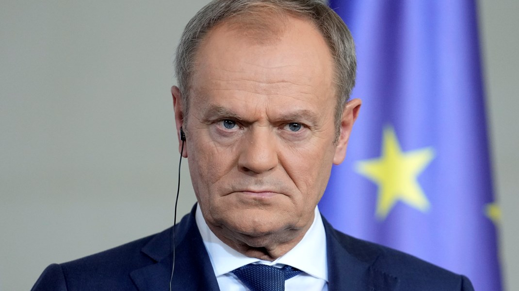 Polens nye regering med præmiereminister Donald Tusk (på billedet) har ”igangsat en række tiltag for at adressere bekymringerne for retssystemets uafhængighed”.
Det er helt klart positivt for retsstaten i Polen og dermed i EU. Jeg møder endda ofte den opfattelse, at ”problemet Ungarn” med tiden vil løse sig selv – ligesom Polen. Arkivfoto.