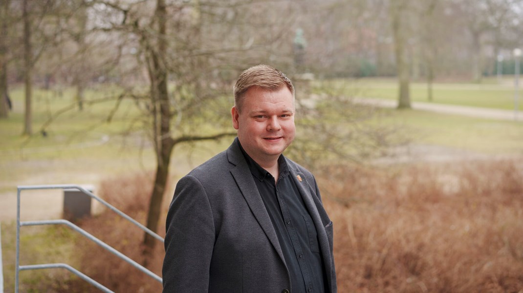 Guldborgsund Kommunes borgmester Simon Hansen (S) skrev som den eneste borgmester ikke under på et debatindlæg om fremtidens sundhedsvæsen.