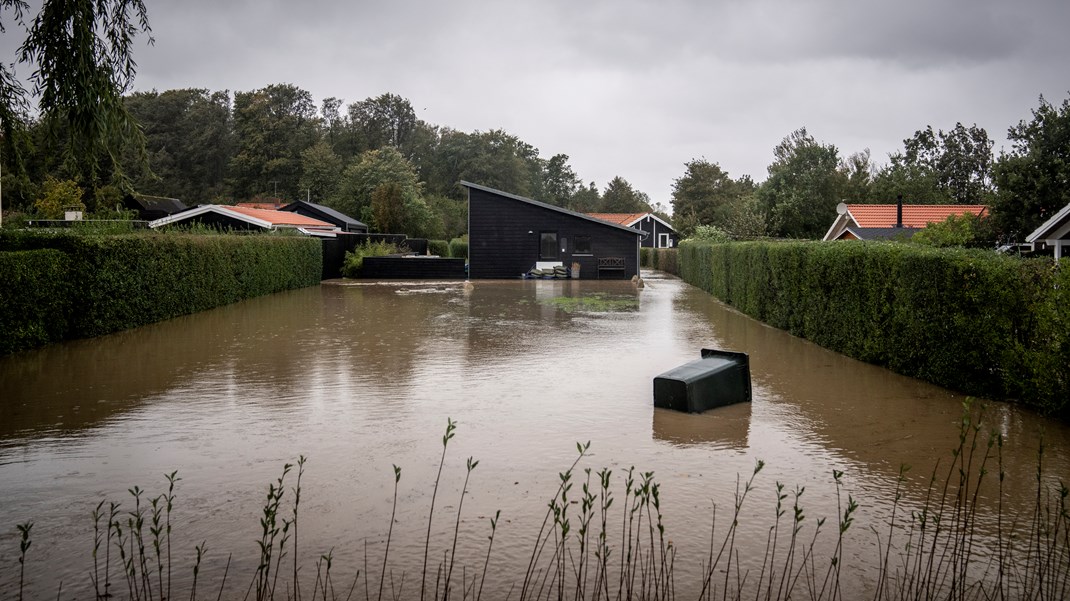 Den øgede risiko for grundvandsoversvømmelser skyldes de geologiske og hydrogeologiske forhold i vores land i samspil med de ændrede klimatiske forhold, skriver Flemming Larsen og Simon Stisen.