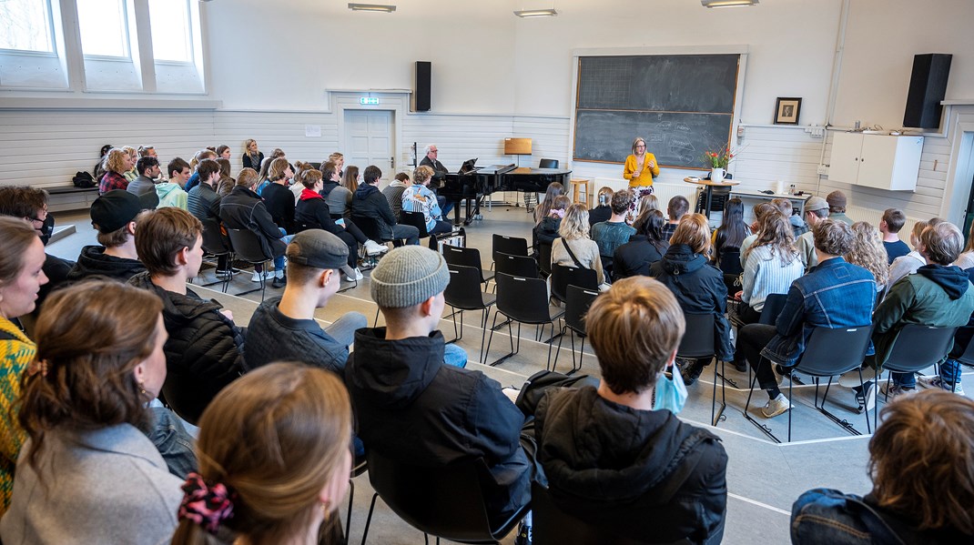 Friskolelærerne: Det er på tide, at højskolelærerne bliver lukket ind i den danske model