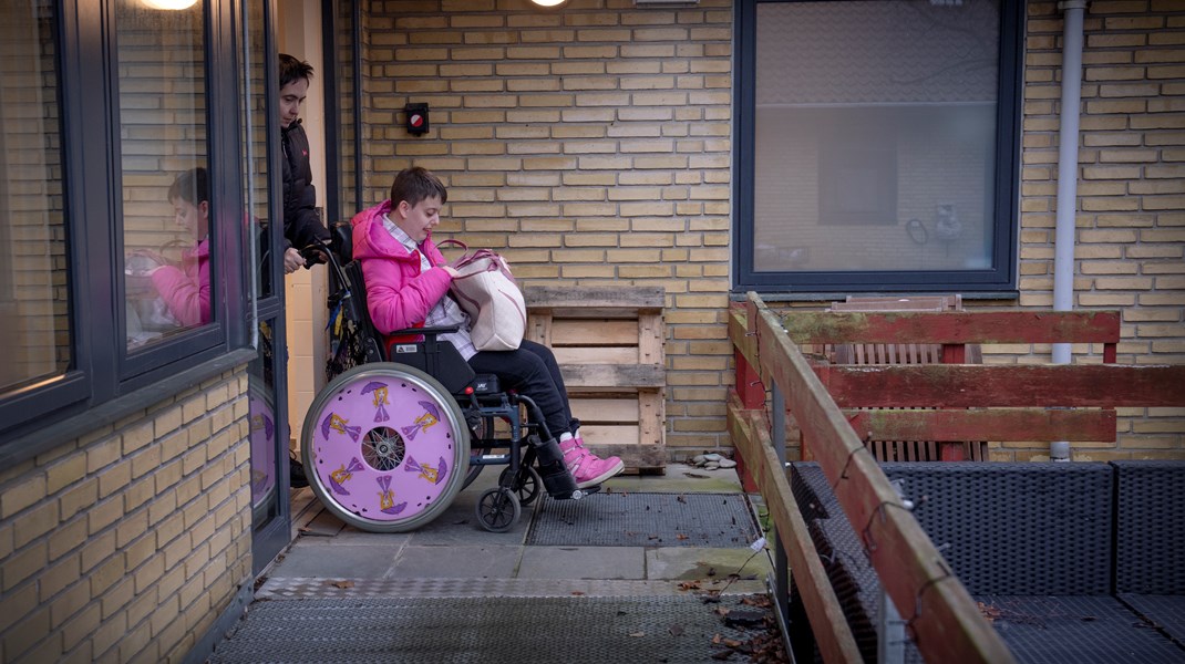 Det er indlysende, at en meget blandet beboersammensætning på et bosted alt andet lige gør det sværere at sikre tilstrækkeligt personale med de forskellige specielle fagkundskaber, skriver Niels Glavind.