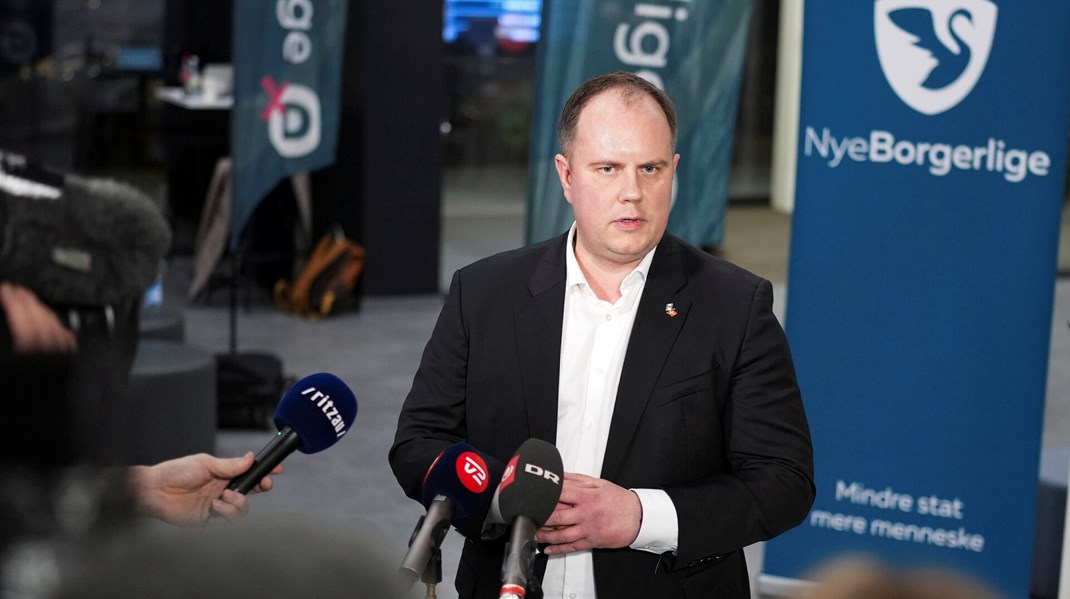 Martin Henriksen blev valgt som formand  på en ekstraordinær generalforsamling i april efter måneder med uvished om partiets fremtid. 