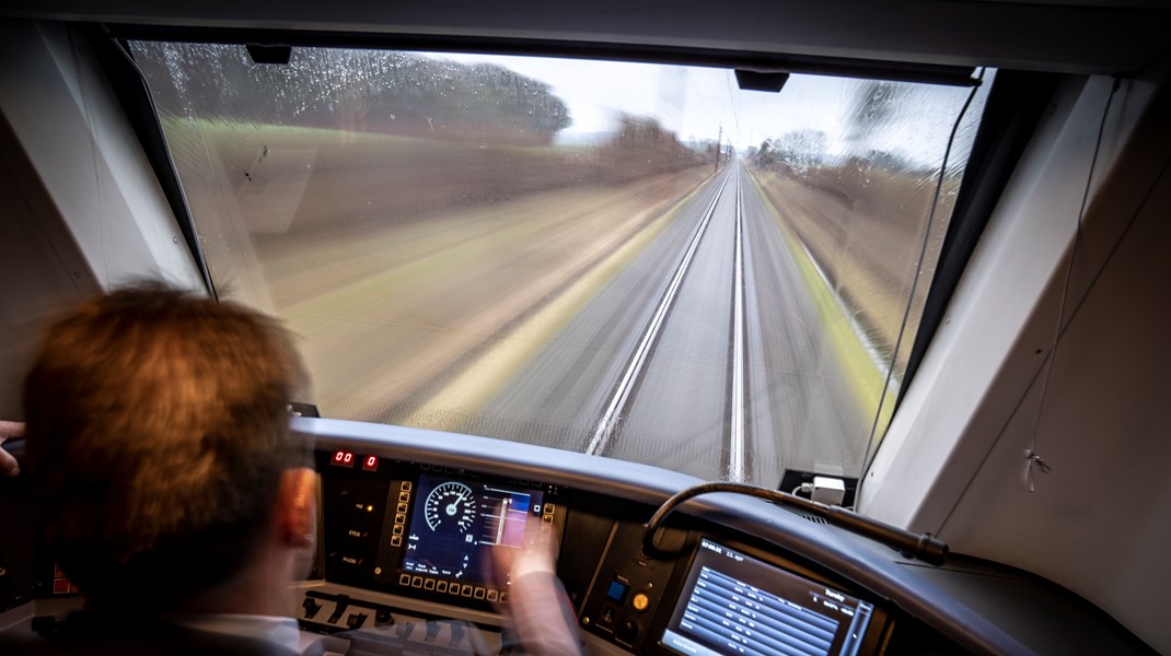 Budgetoverskridelserne i Banedanmark skyldes blandt andet forsinkelserne på udrulningen af det nye signalprogram. 