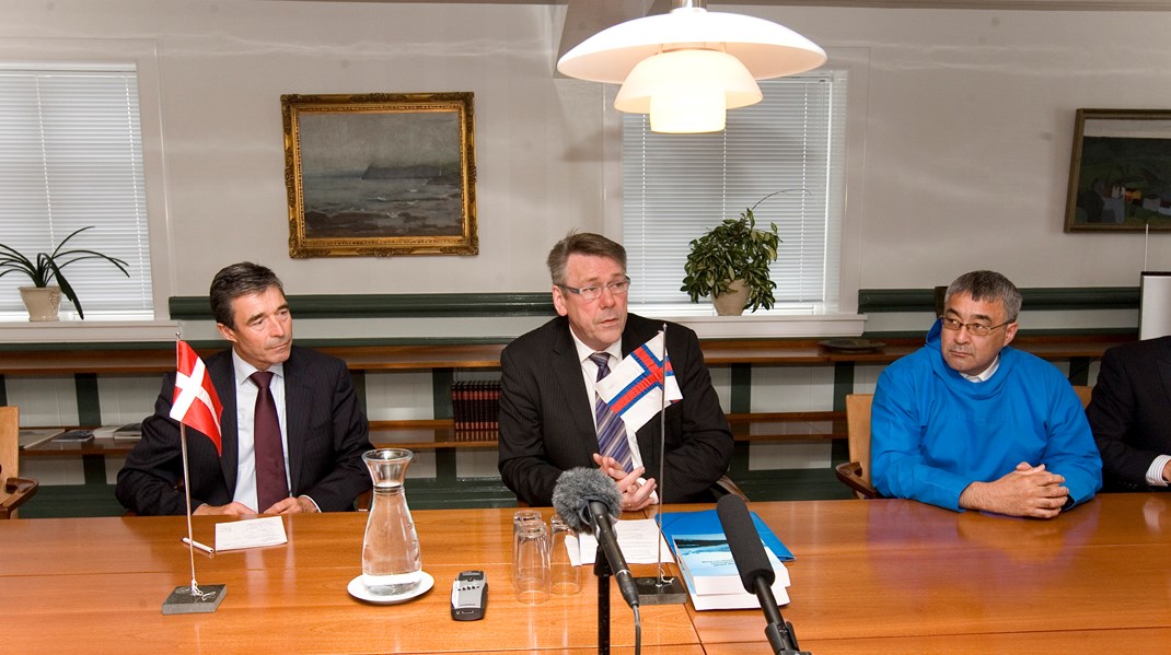 Daværende statsminister Anders Fogh Rasmussen, lagmand Jóannes Eidesgaard og Naalakkersuisut-formand Hans Enoksen til rigsmøde på Færøerne i 2008.