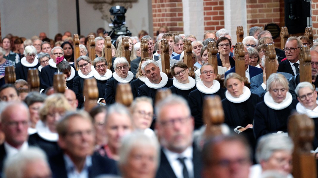 Eksperter ser behov for at ruske op i folkekirkens rammer