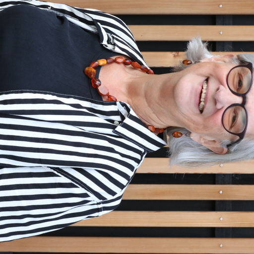 Ruth Lauge